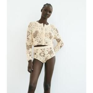 Zara Cotton Floral Crochet Micro Shorts Swim Cover-Up Size Medium-Large